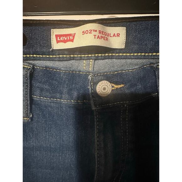 Levi's 502 Denim Relaxed Blue Jeans Youth Size 16 REG 28x28 Blue Pockets Zip Fly - Picture 2 of 5
